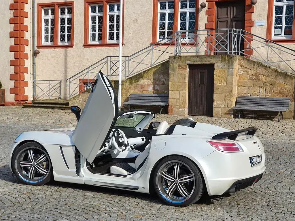 Second-hand Opel GT 264 CP (194 kW) 2008 Alb Cabrio