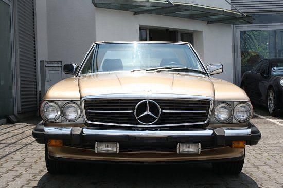 Gebraucht Mercedes 560 231 PS (169 kW) 1987 Gold Cabrio