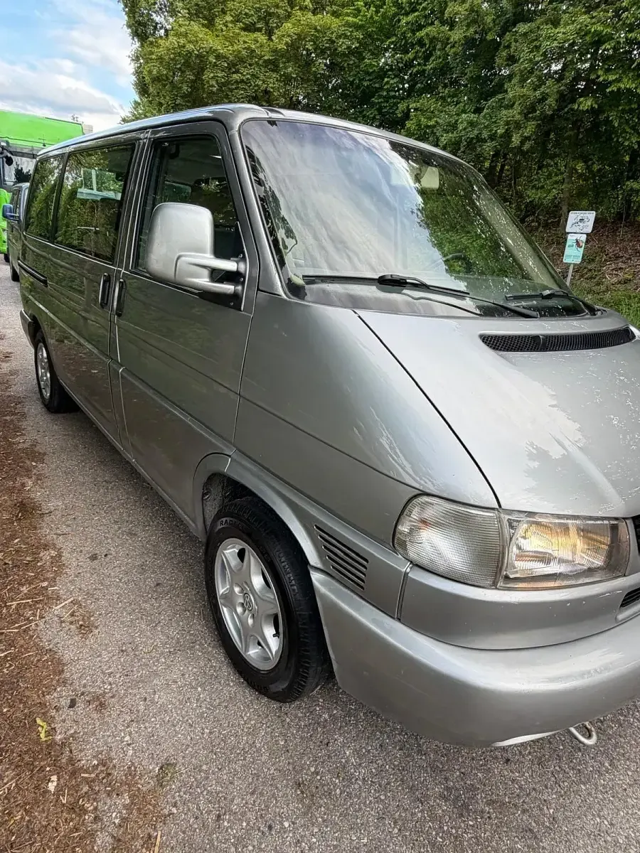 Gebraucht VW T4 102 PS (75 kW) 1999 Silber Van
