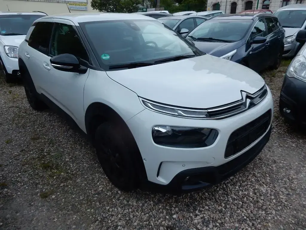 Gebraucht Citroën C4 Shine 131 PS (96 kW) 2018 Weiß Limousine