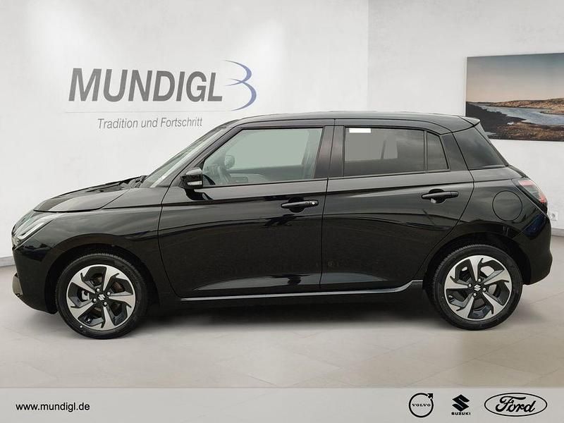 Neu Suzuki Swift Comfort+ 83 PS (61 kW) 2025 Schwarz Kleinwagen