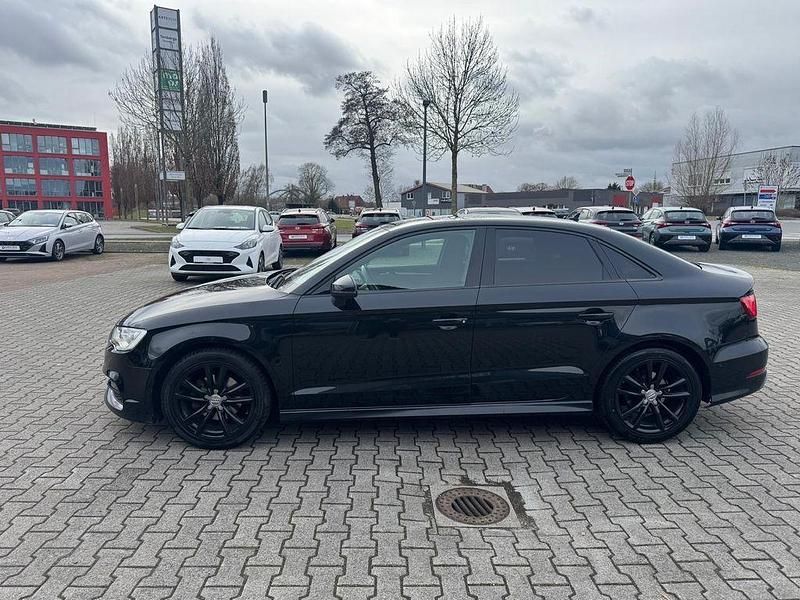 Gebraucht Audi A3 Ambiente 110 PS (80 kW) 2015 Schwarz Limousine