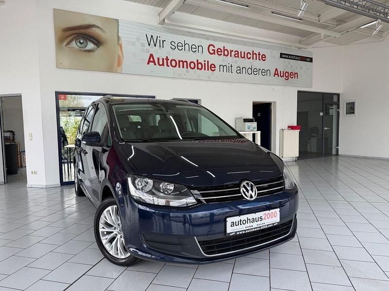 Gebraucht VW Sharan Comfortline 150 PS (110 kW) 2014 Blau Van / Kleinbus
