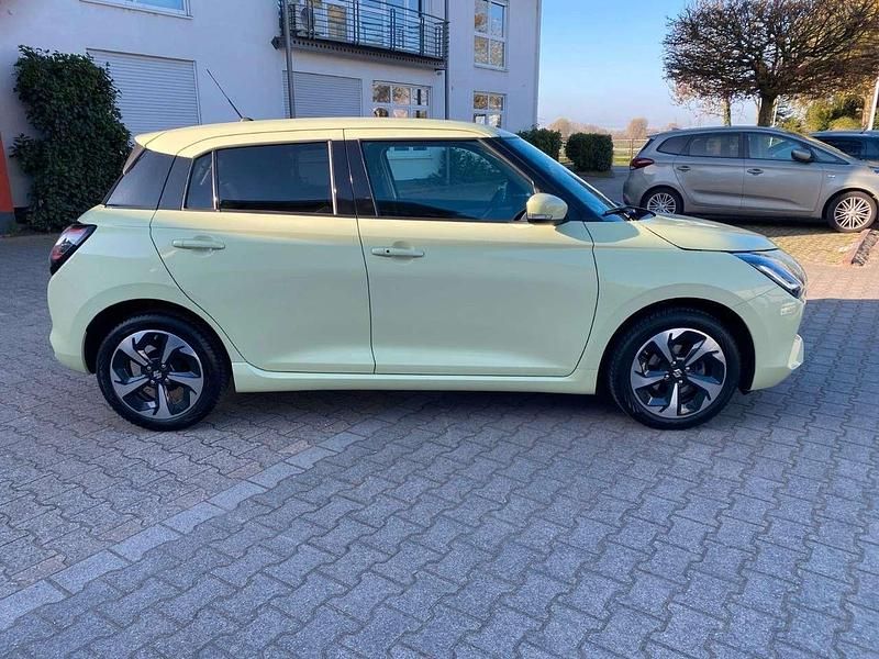 Gebraucht Suzuki Swift Comfort+ 130 PS (95 kW) 2025 Braun Kleinwagen