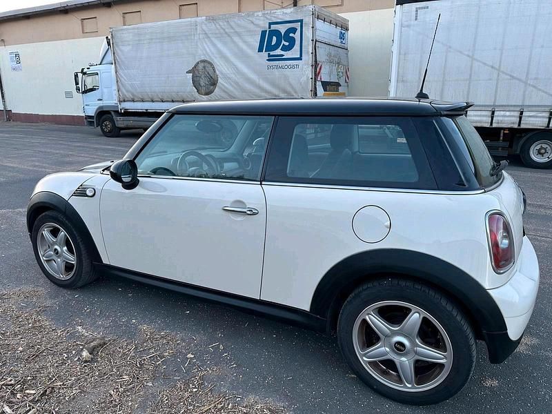 Gebraucht Mini ONE 109 PS (80 kW) 2009 Beige Kleinwagen