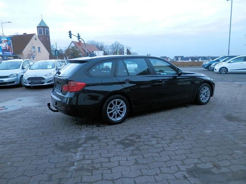 Gebraucht BMW 320 184 PS (135 kW) 2014 Schwarz Kombi