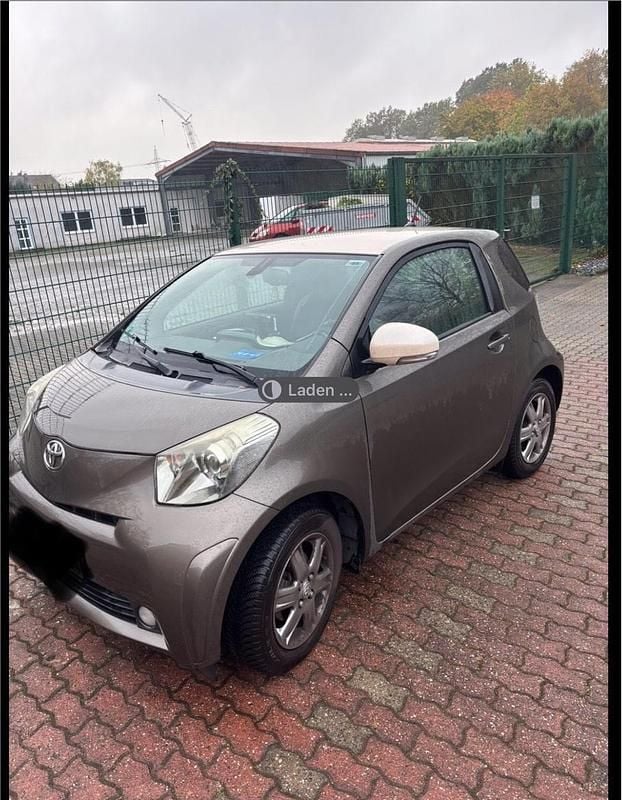 Andere farben Gebraucht 2010 Toyota iQ Kleinwagen | 3.950 € (Fairer Preis) - Bild 1/4