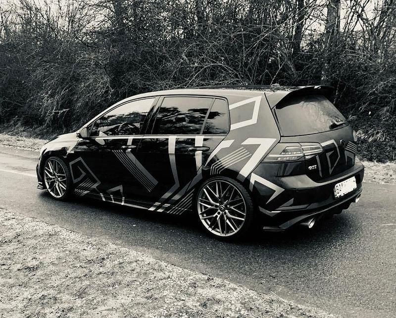 Gebraucht VW Golf VII GTI 300 PS (220 kW) 2017 Schwarz Limousine