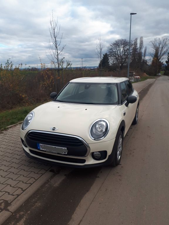 Weiß Gebraucht 2017 Mini One D Clubman Kombi | 10.500 € (Fairer Preis) - Bild 1/4