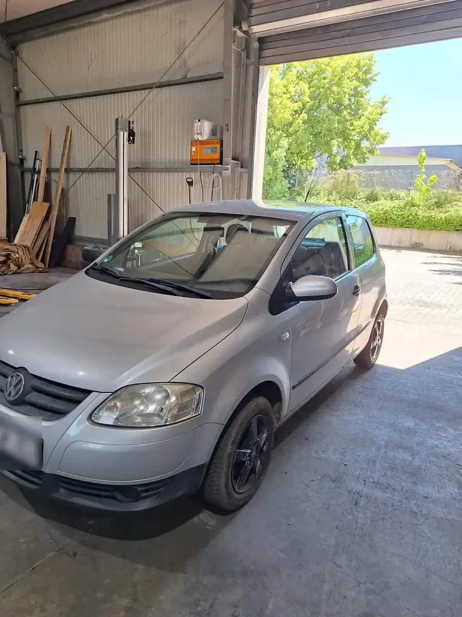 Gebraucht VW Fox 2008 Silber Kleinwagen
