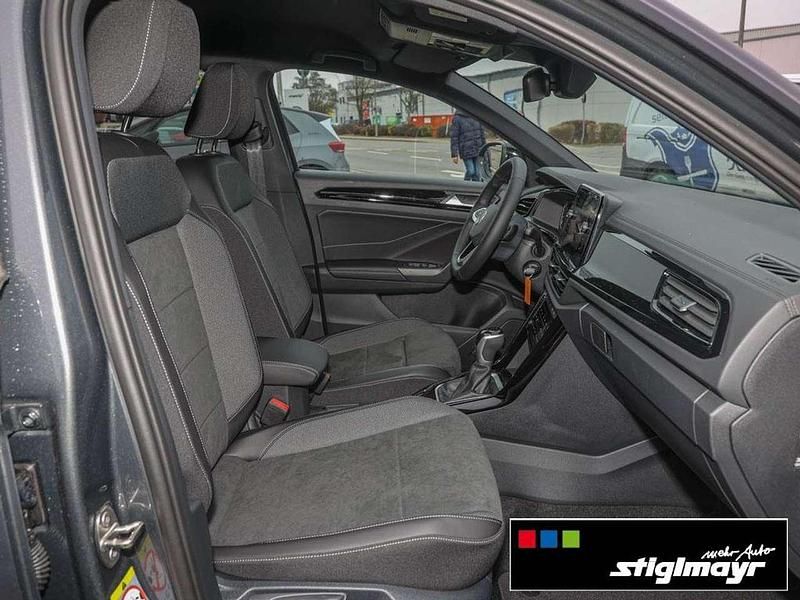 Gebraucht VW T-Roc Style 150 PS (110 kW) 2025 Indiumgrau metallic / schwarz SUV