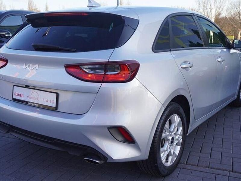 Gebraucht Kia Ceed Edition 7 101 PS (74 kW) 2022 Silber Kleinwagen