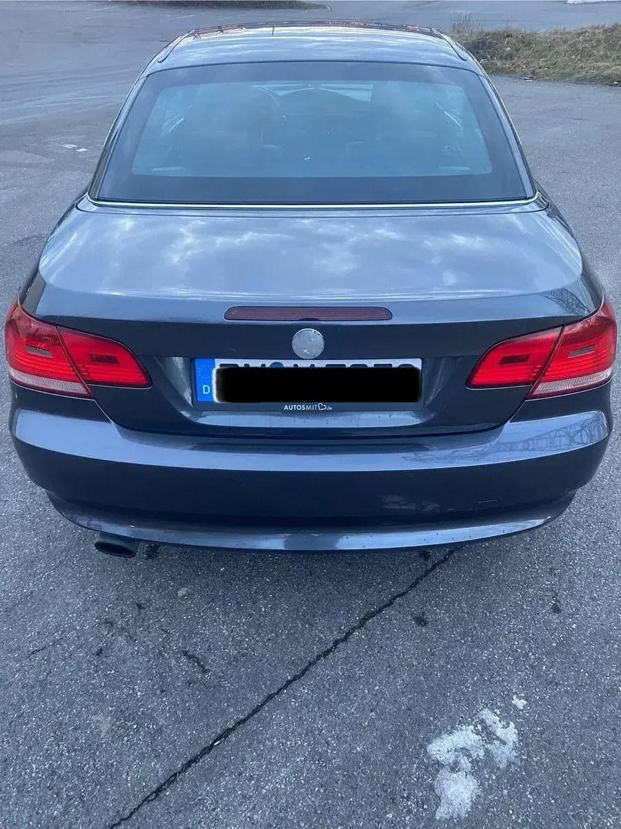 Gebraucht BMW 320 Cabriolet 170 PS (125 kW) 2007 Schwarz Cabrio