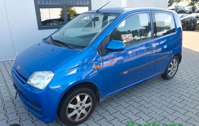 Blau Gebraucht 2004 Daihatsu Cuore Kleinwagen | 1.000 € (Fairer Preis) - Bild 1/4