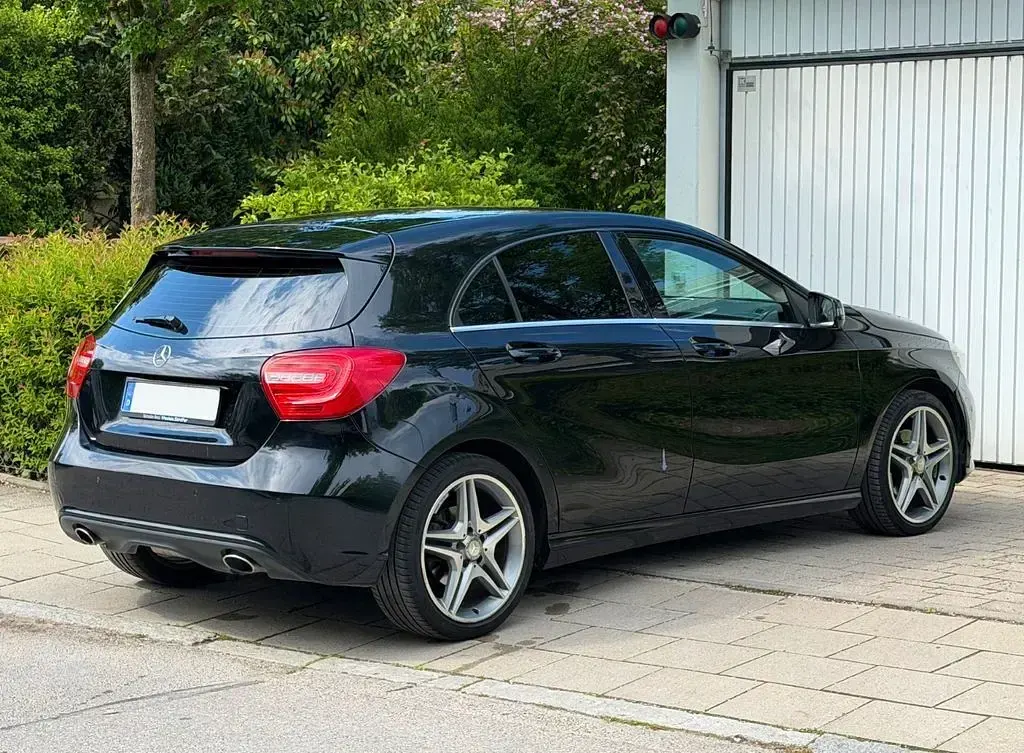 Gebraucht Mercedes A200 AMG line 156 PS (114 kW) 2013 Schwarz Limousine