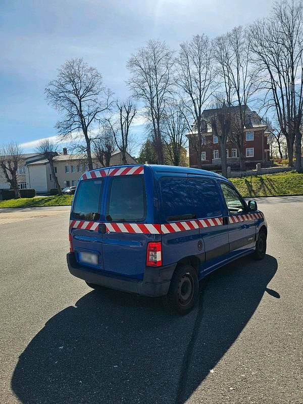 Gebraucht Citroën Berlingo 75 PS (55 kW) 2007 Blau Van / Kleinbus