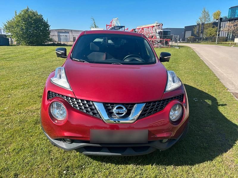 Gebraucht Nissan Juke 116 PS (85 kW) 2015 Rot SUV