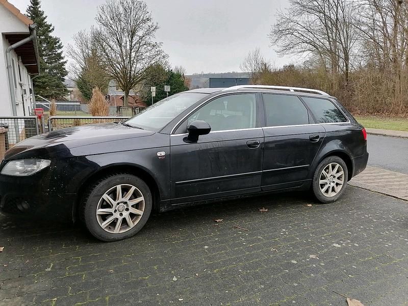 Schwarz Gebraucht 2012 Seat Exeo Reference Kombi | 5.699 € (Teuer) - Bild 1/4