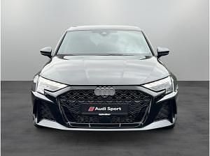 Neu Audi RS3 Ambiente 400 PS (294 kW) 2025 Grau (daytonagrau perleffekt) Limousine
