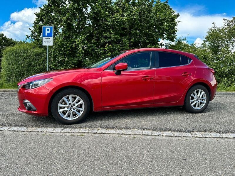 Rot Gebraucht 2014 Mazda 3 Center-Line Limousine | 12.995 € (Fairer Preis) - Bild 1/4