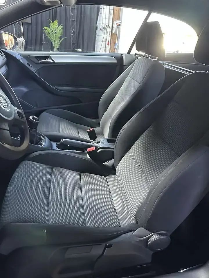 Gebraucht VW Golf 105 PS (77 kW) 2011 Cabrio