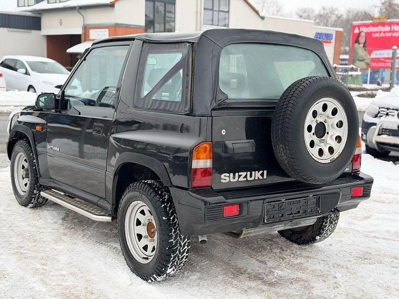Gebraucht Suzuki Vitara 97 PS (71 kW) 1997 Schwarz Cabrio