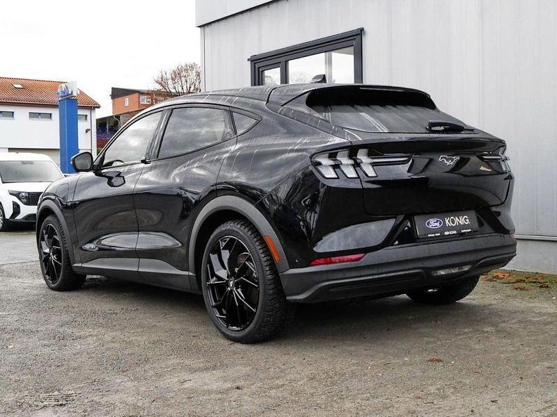 Gebraucht Ford Mustang Mach-E Sport 216 kW (294 PS) 2022 Agateblack (schwarz) SUV