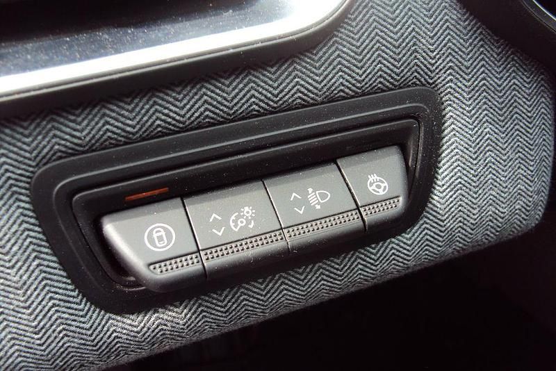 Gebraucht Renault Clio V Techno 91 PS (66 kW) 2024 Limousine