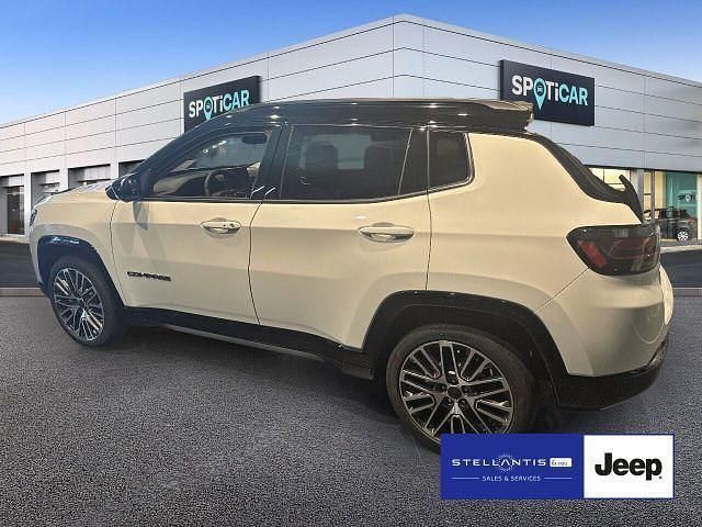 Neu Jeep Compass Summit 131 PS (96 kW) 2025 Schwarz SUV