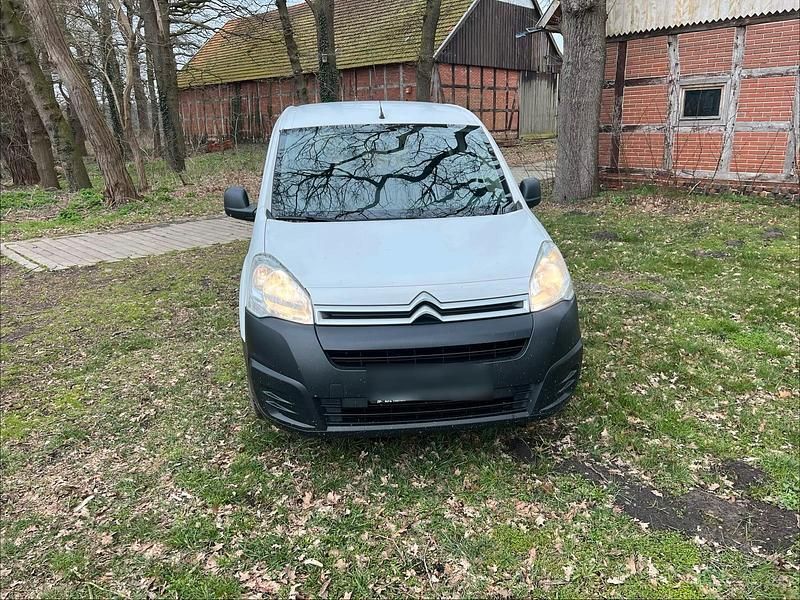 Gebraucht Citroën Berlingo 75 PS (55 kW) 2015 Weiß Van / Kleinbus