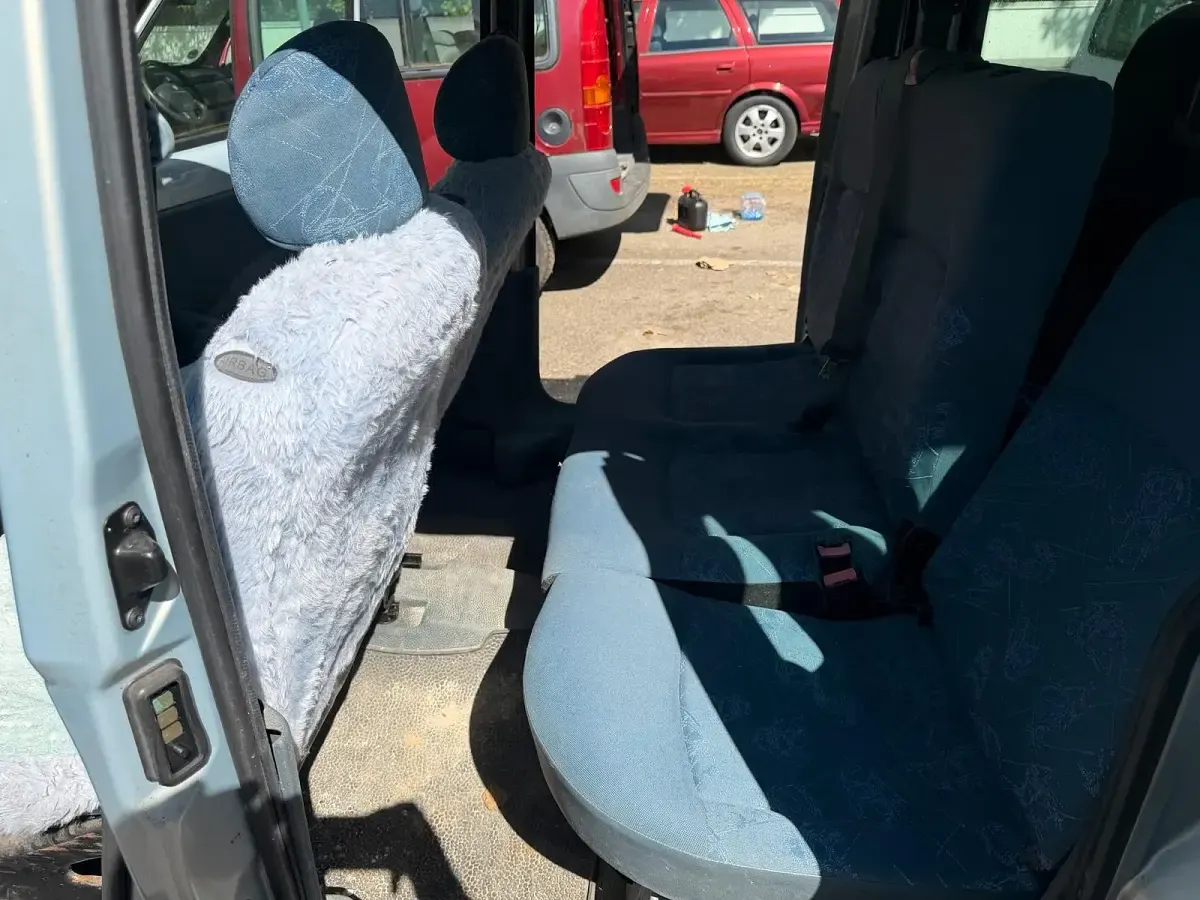 Usado Renault Kangoo 55 HP (40 kW) 2000 Cinzento Monovolume