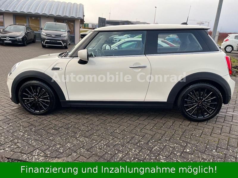 Second-hand Mini ONE 102 CP (75 kW) 2021 Alb Hatchback