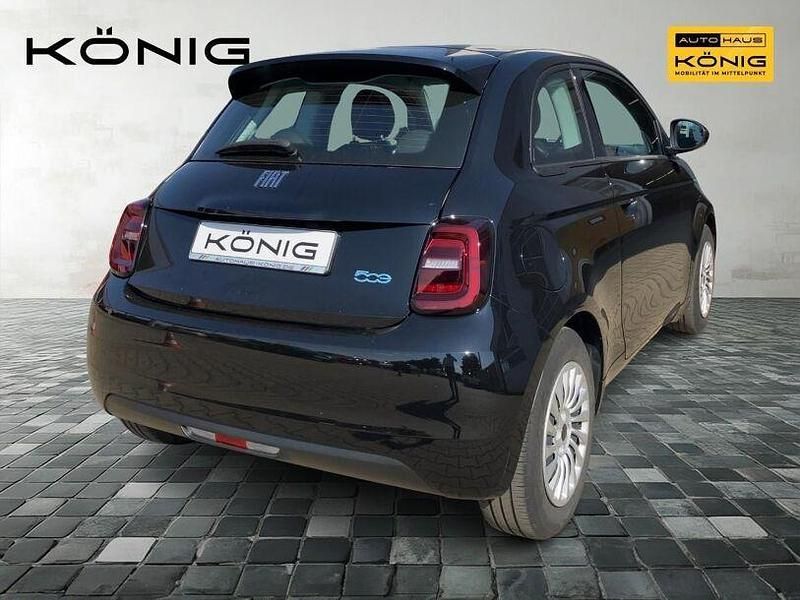 Gebraucht Fiat 500e 86 kW (118 PS) 2023 Schwarz Kleinwagen