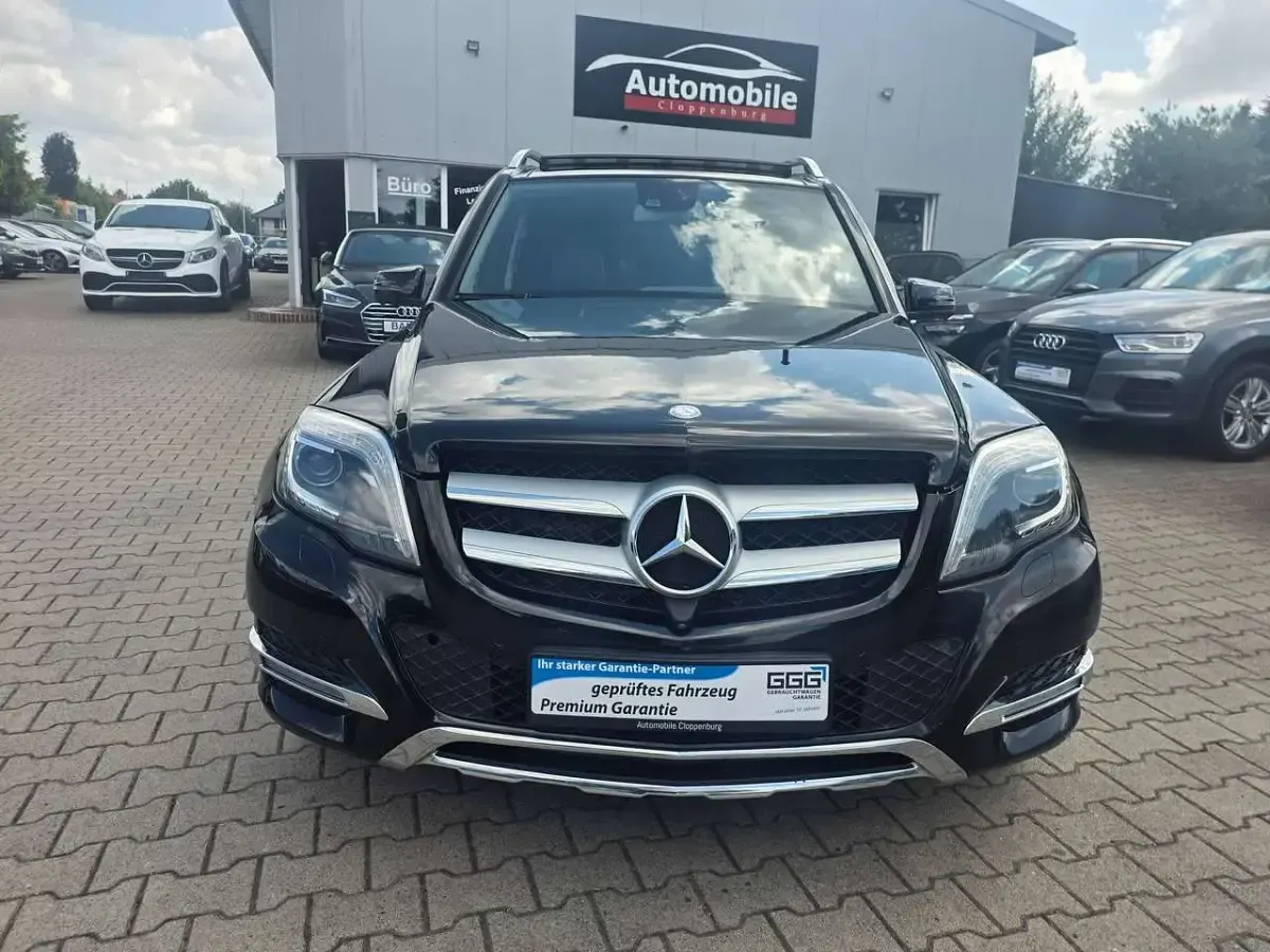 Gebraucht Mercedes GLK350 265 PS (194 kW) 2013 Obsidianschwarz  metalliclack SUV