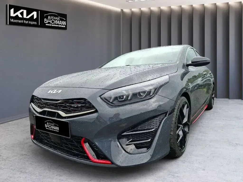 Gebraucht Kia ProCeed Comfort 204 PS (150 kW) 2023 Grau Kombi