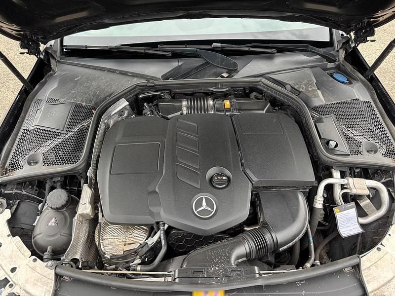 Gebraucht Mercedes C220 194 PS (142 kW) 2021 Schwarz Kombi