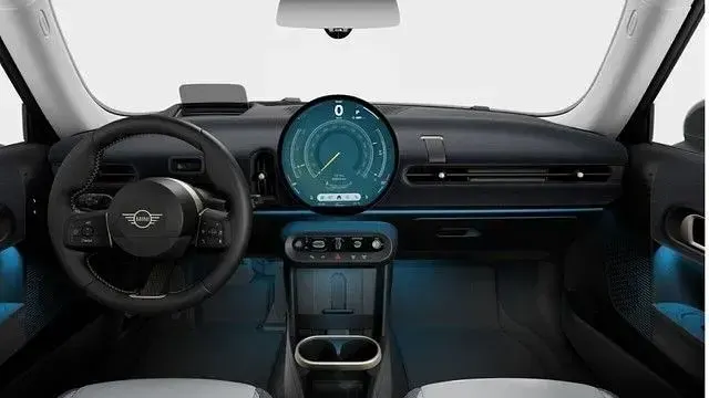 Gebraucht Mini Cooper 114 kW (156 PS) 2025 Silber Kleinwagen