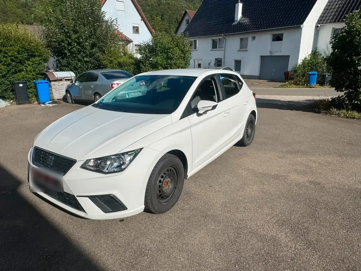 Gebraucht Seat Ibiza 80 PS (58 kW) 2019 Weiß Kleinwagen