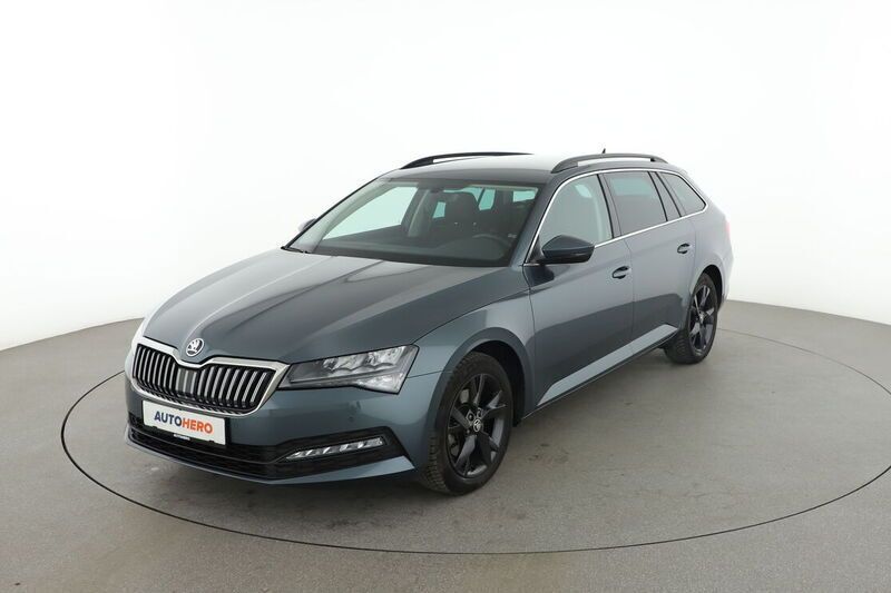 Grau Gebraucht 2021 Skoda Superb Ambition Kombi | 22.350 € (Guter Preis) - Bild 1/4