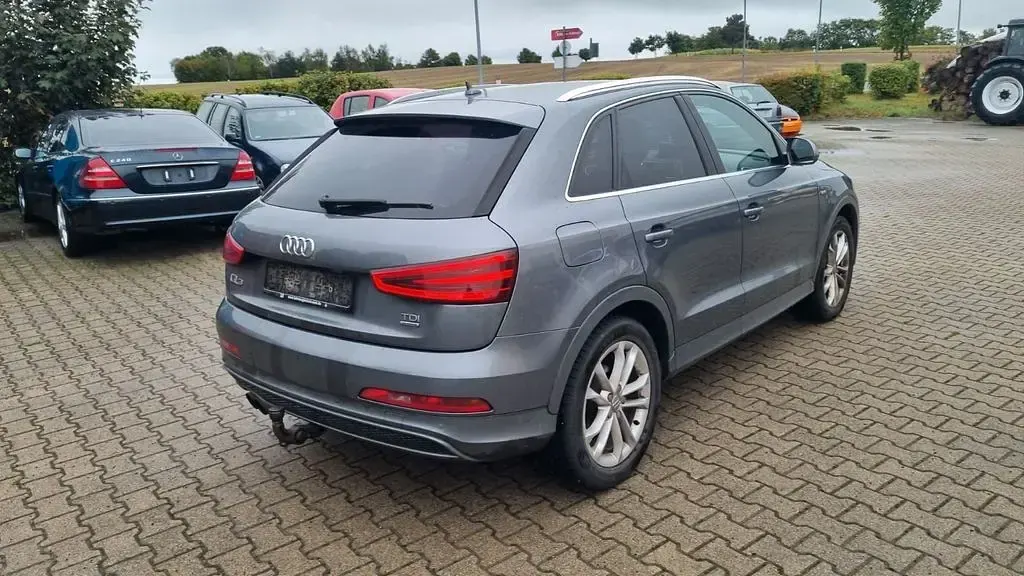 Gebraucht Audi Q3 Advanced 177 PS (130 kW) 2014 Grau SUV