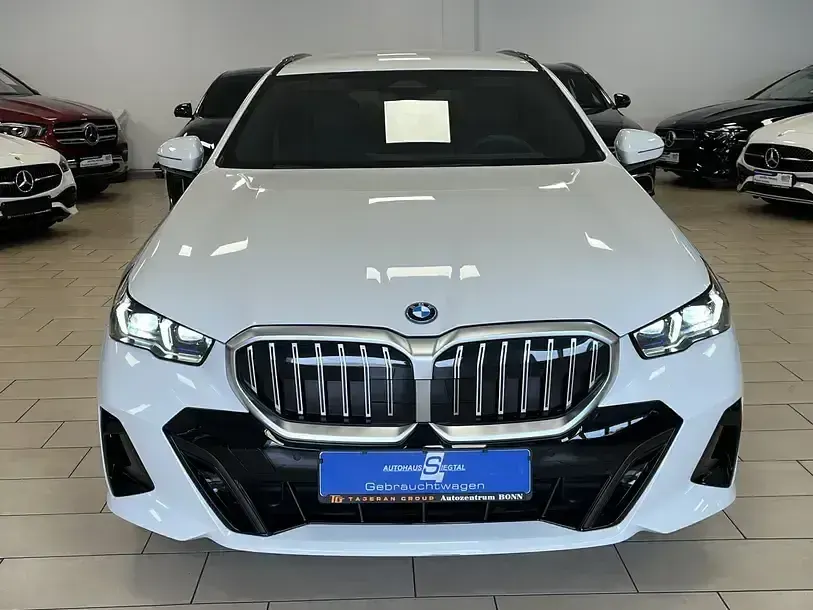 Gebraucht BMW 530e M Sport 299 PS (219 kW) 2025 Weiß Kombi