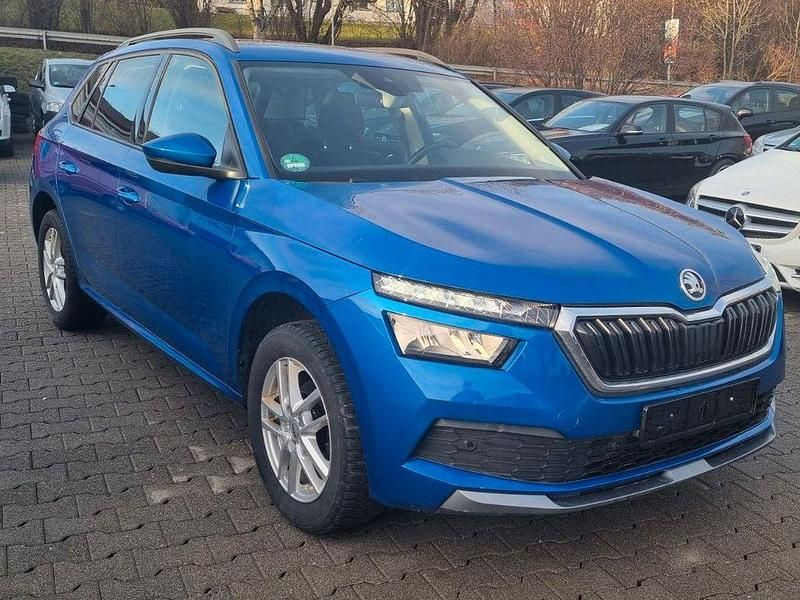 Blau Gebraucht 2020 Skoda Kamiq Ambition SUV | 18.500 € (Fairer Preis) - Bild 1/4