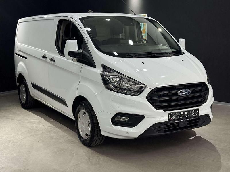 Gebraucht Ford Transit Custom 170 PS (125 kW) 2021 Weiß Van / Kleinbus