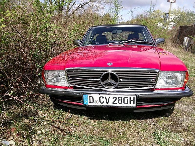 Gebraucht Mercedes SL280 185 PS (136 kW) 1984 Rot Cabrio