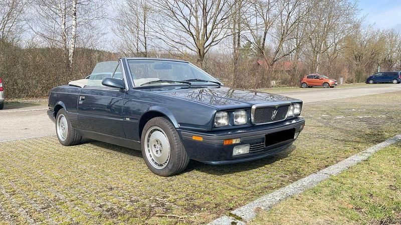 Blau Gebraucht 1989 Maserati Spyder Cabrio | 27.950 € - Bild 1/4