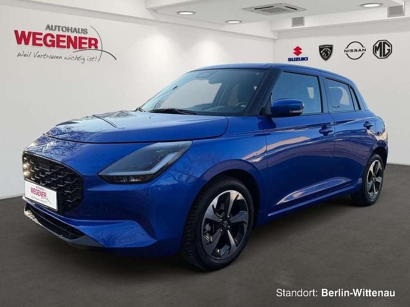 Blau Gebraucht 2025 Suzuki Swift Comfort+ Kleinwagen | 19.450 € (Teuer) - Bild 1/4