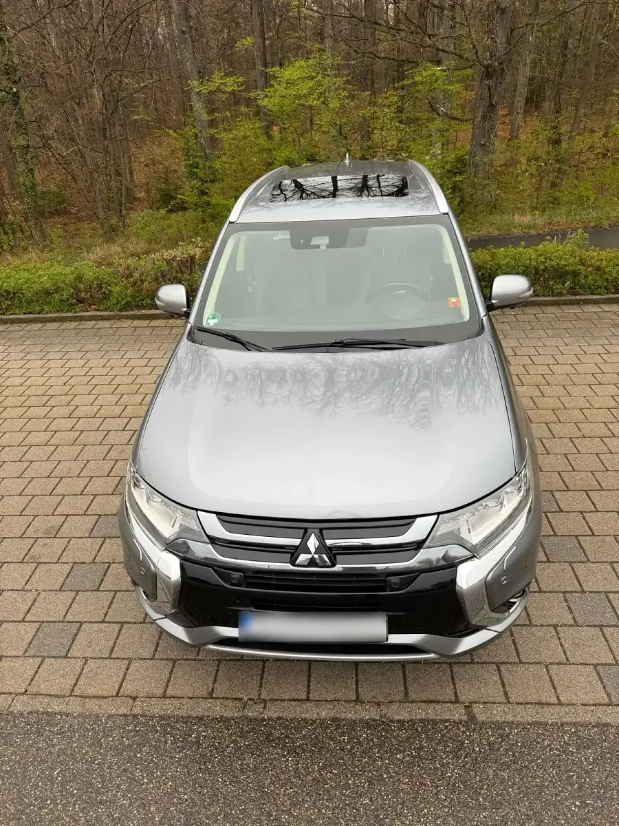 Gebraucht Mitsubishi Outlander P-HEV Top 2017 Silber SUV