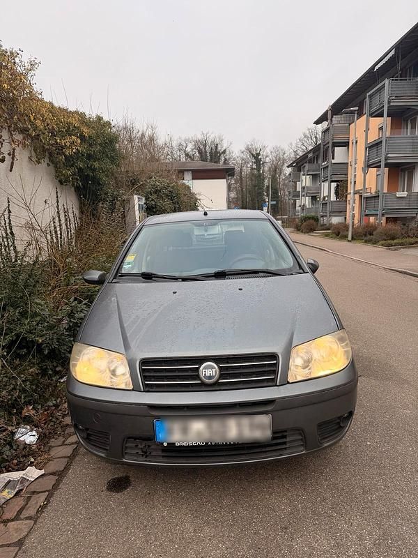 Gebraucht Fiat Punto 60 PS (44 kW) 2004 Grau Kleinwagen