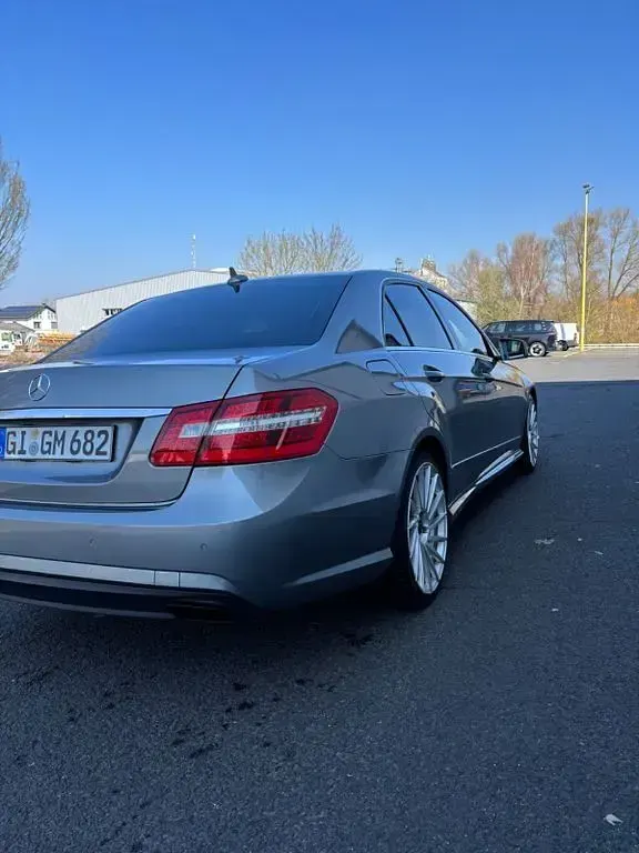 Brugt Mercedes E220 Edition 170 HK (125 kW) 2013 Grå Sedan