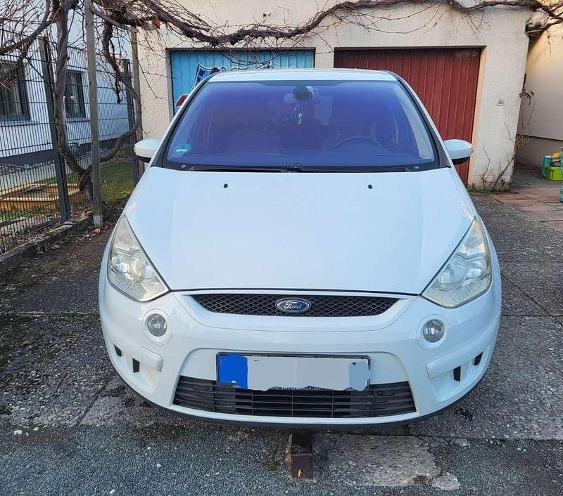 Gebraucht Ford S-MAX Titanium 145 PS (106 kW) 2008 Van / Kleinbus